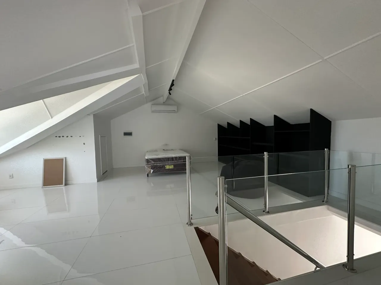 Casa sem mobília com 5 quartos e fogão a gás — photo 16