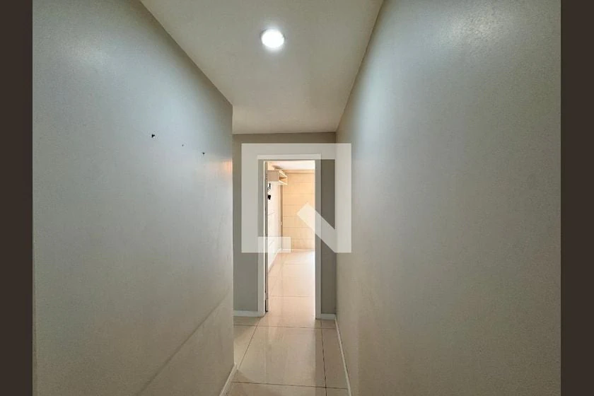 4-bedroom apartment in a building with a sauna — photo 27