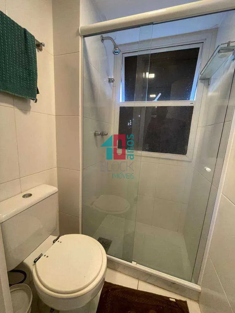 Furnished apartment, 91 m², with a glass-enclosed balcony — photo 8