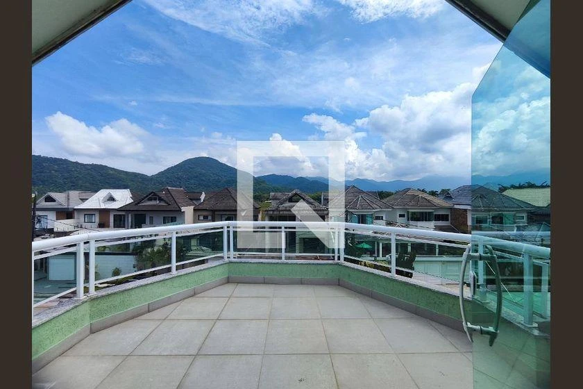 Rental apartment with 4 en-suite bedrooms and 350 m² — photo 5