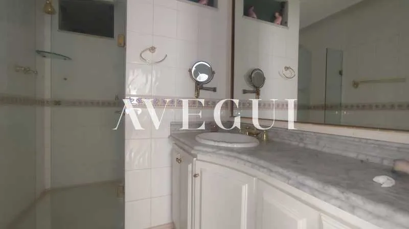 Apartamento mobiliado com 4 quartos e 5 banheiros — photo 25