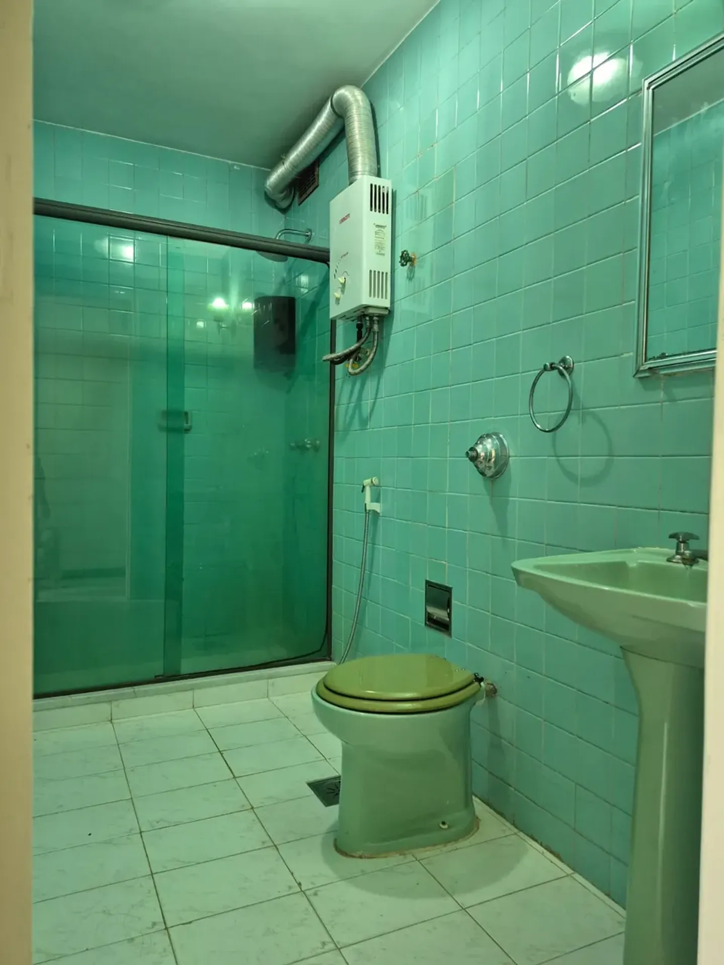 Apartment on the 5th floor with a park view — photo 7
