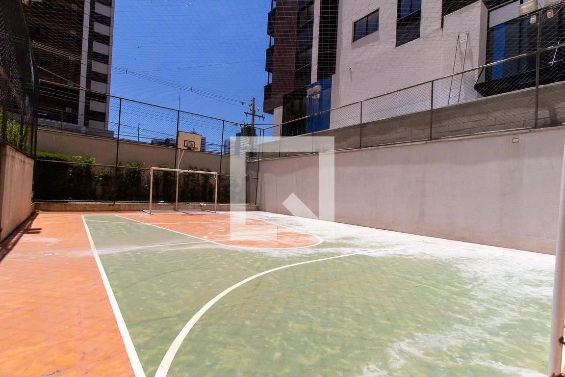 2-bedroom apartment with a grill on the balcony in Curitiba — photo 27