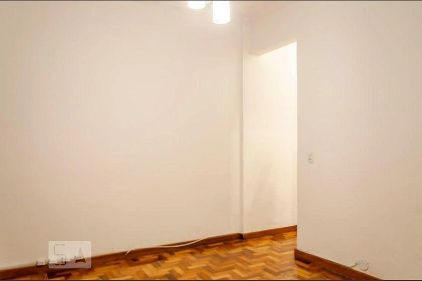 1 quarto e piso de madeira ou laminado: apartamento de 56 m² — photo 13