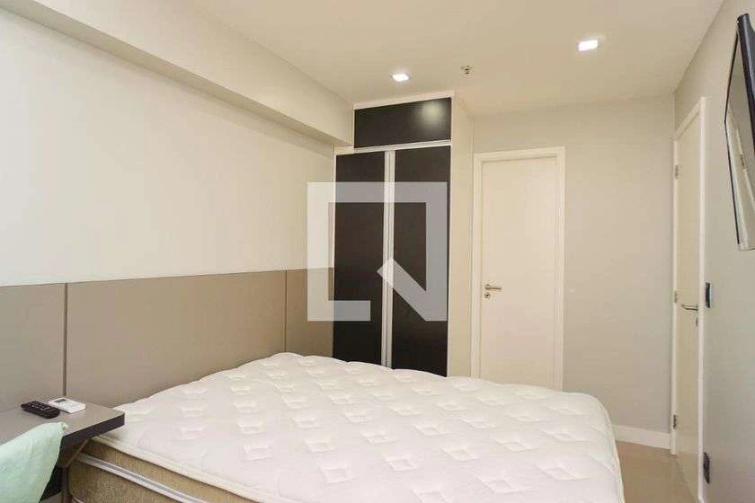 Apartamento mobiliado de 2 quartos com cozinha integrada — photo 11