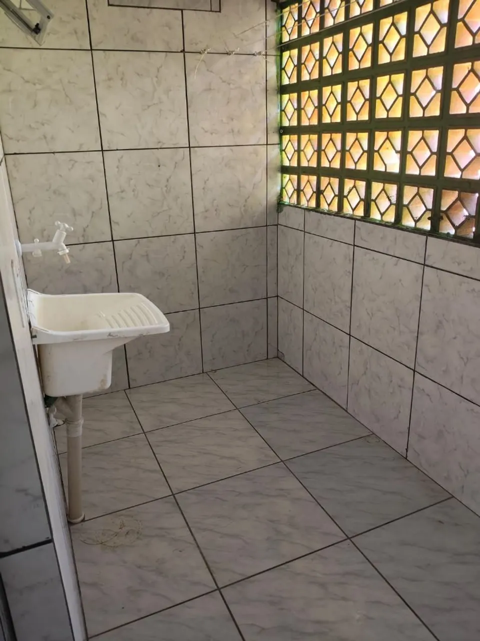 Kitnet sin amueblar con 1 dormitorio y balcón — photo 6