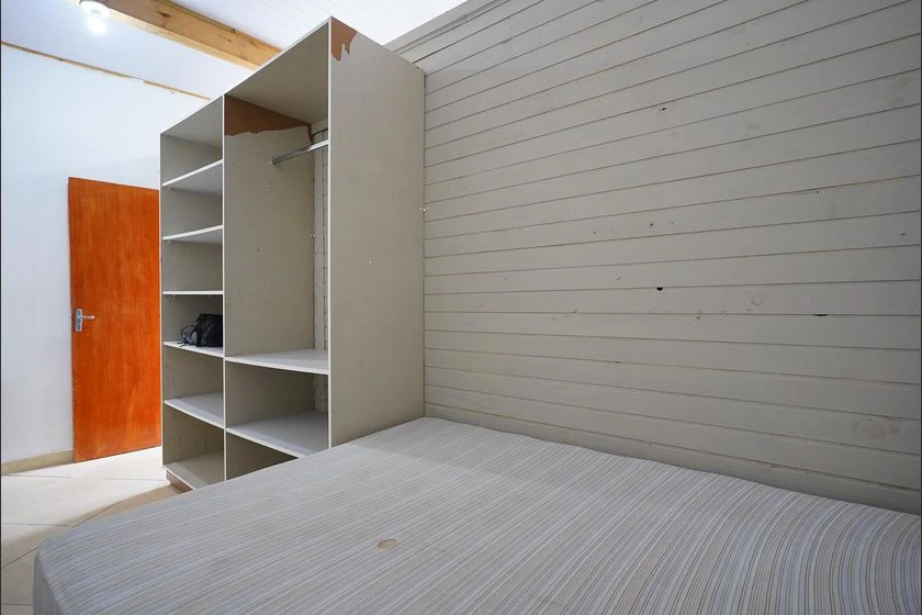 Studio mobiliado com 1 quarto e fogão a gás — photo 4