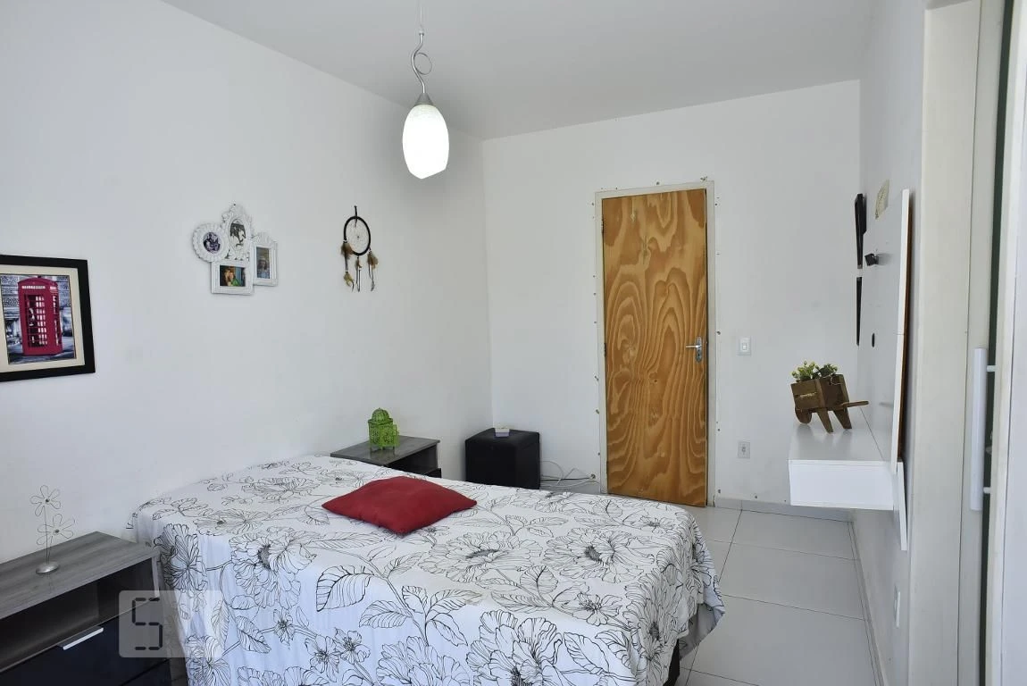Furnished house with 2 en-suite bedrooms and laundry area — photo 22