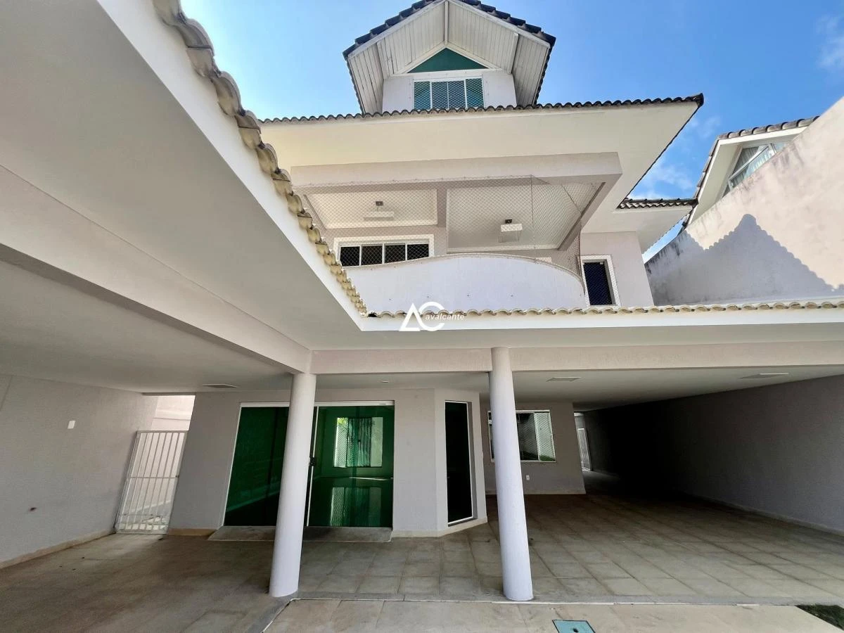 Detached home with 5 en-suite bedrooms and 541 m² — photo 10