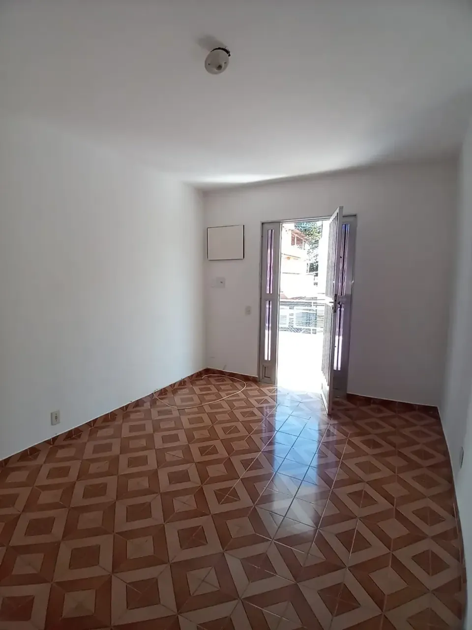 House with 2 bedrooms, 2 bathrooms and balcony, no parking — photo 16