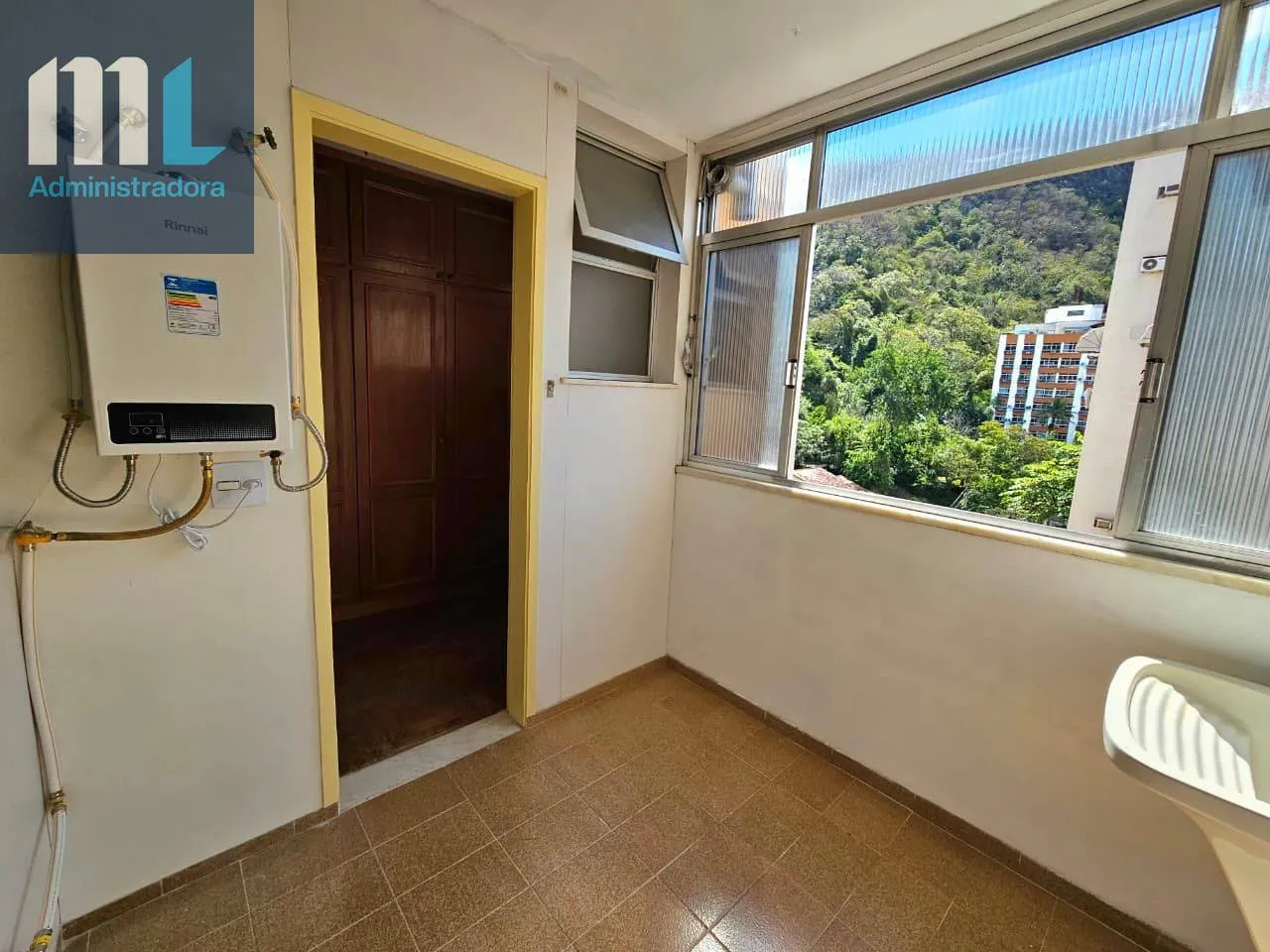 Квартира 90 м² з 3 спальнями та зоною на вулиці — photo 11