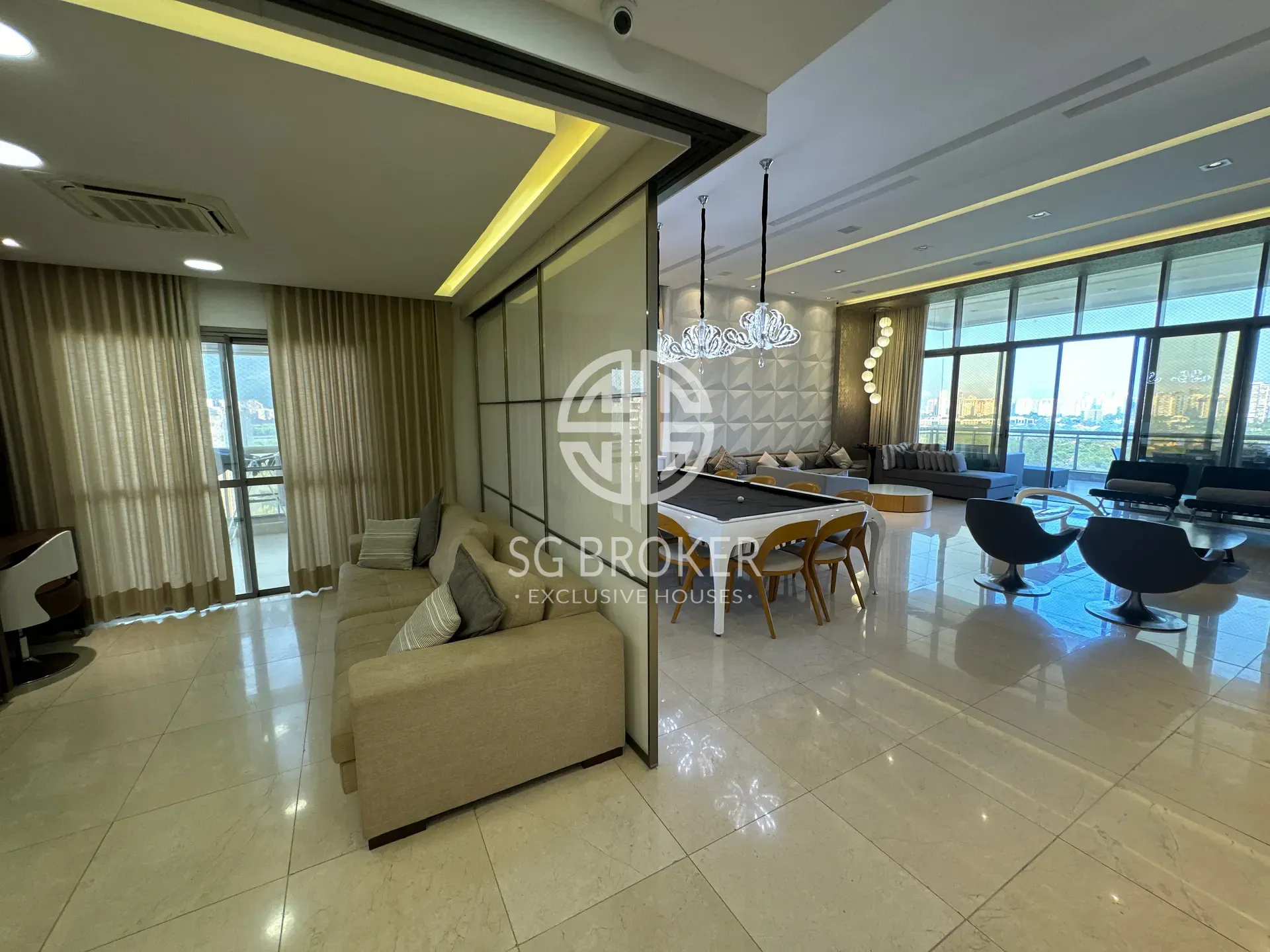 Furnished apartment with open-plan kitchen and 4 bedrooms — photo 17