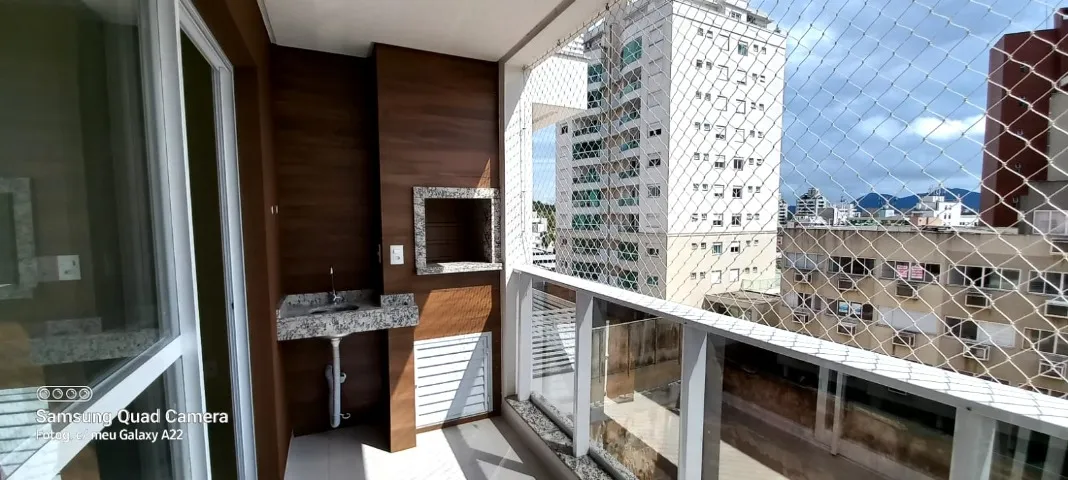 Apartment with 2 bedrooms and balcony grill