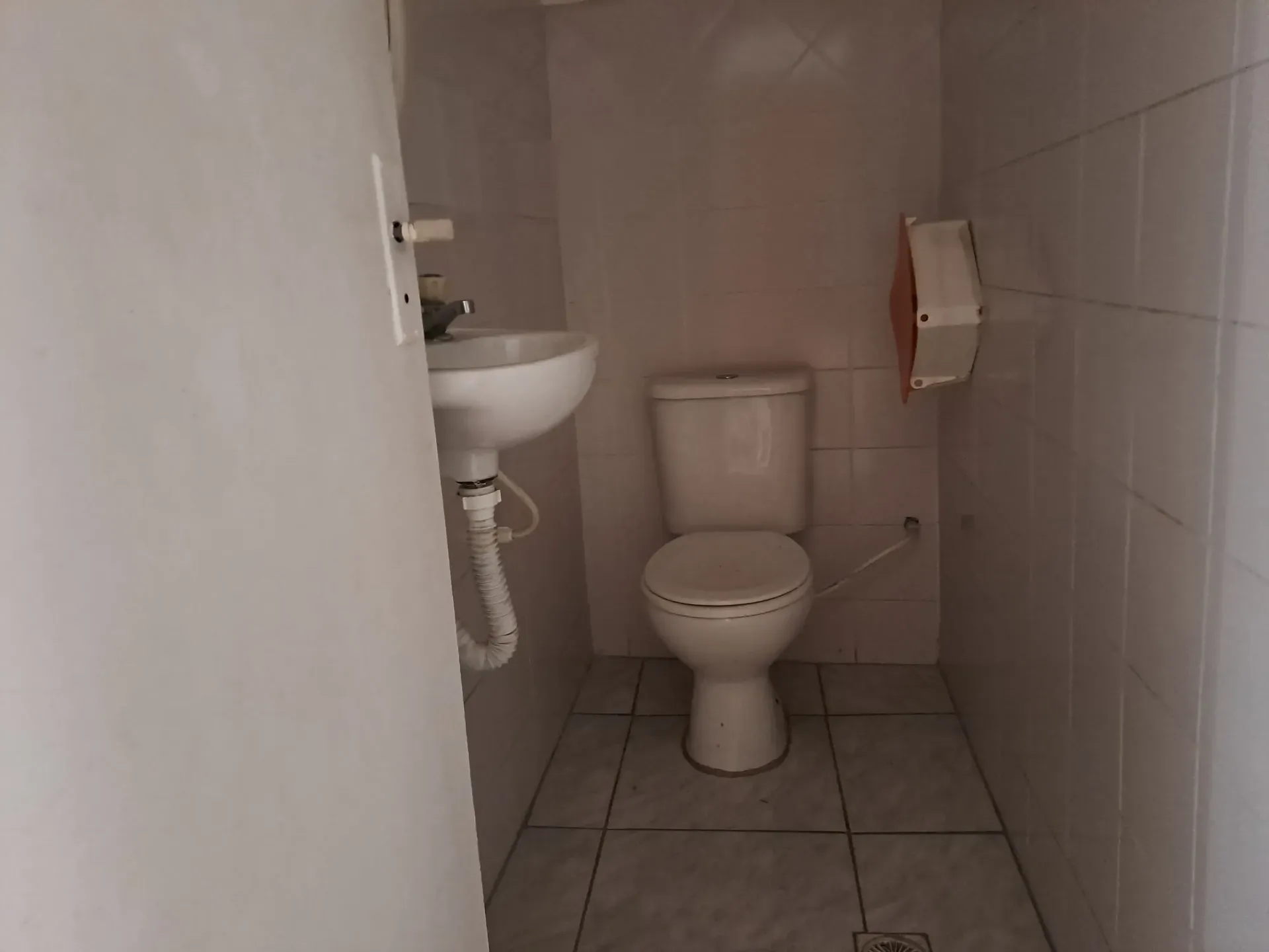 Unfurnished apartment with 300 m² on the 11th floor — photo 5