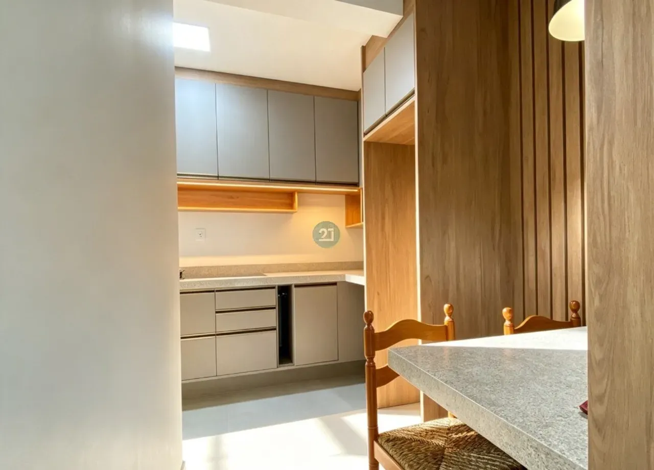 3-bedroom apartment with 1 en-suite and 2 parking spaces — photo 14