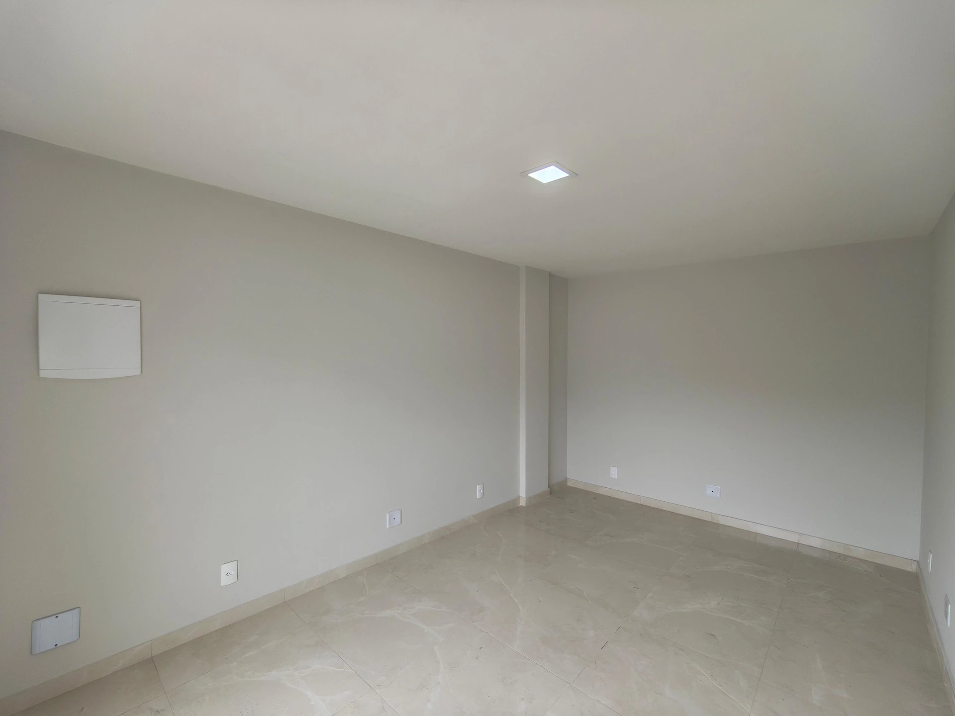 House, 110 m², with floor-to-ceiling windows — photo 30