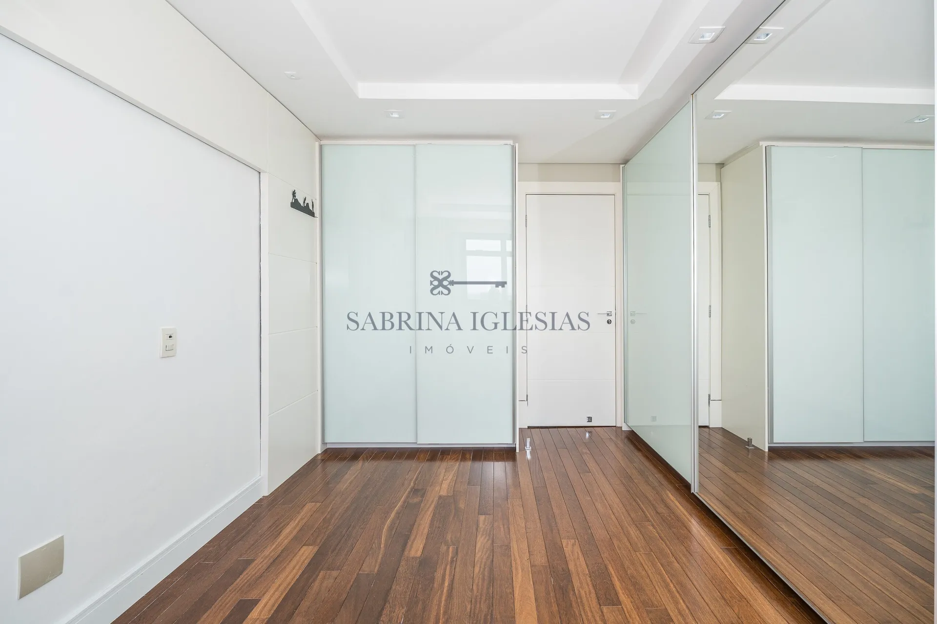 Apartamento com 3 quartos e 3 vagas, bem localizado — photo 28