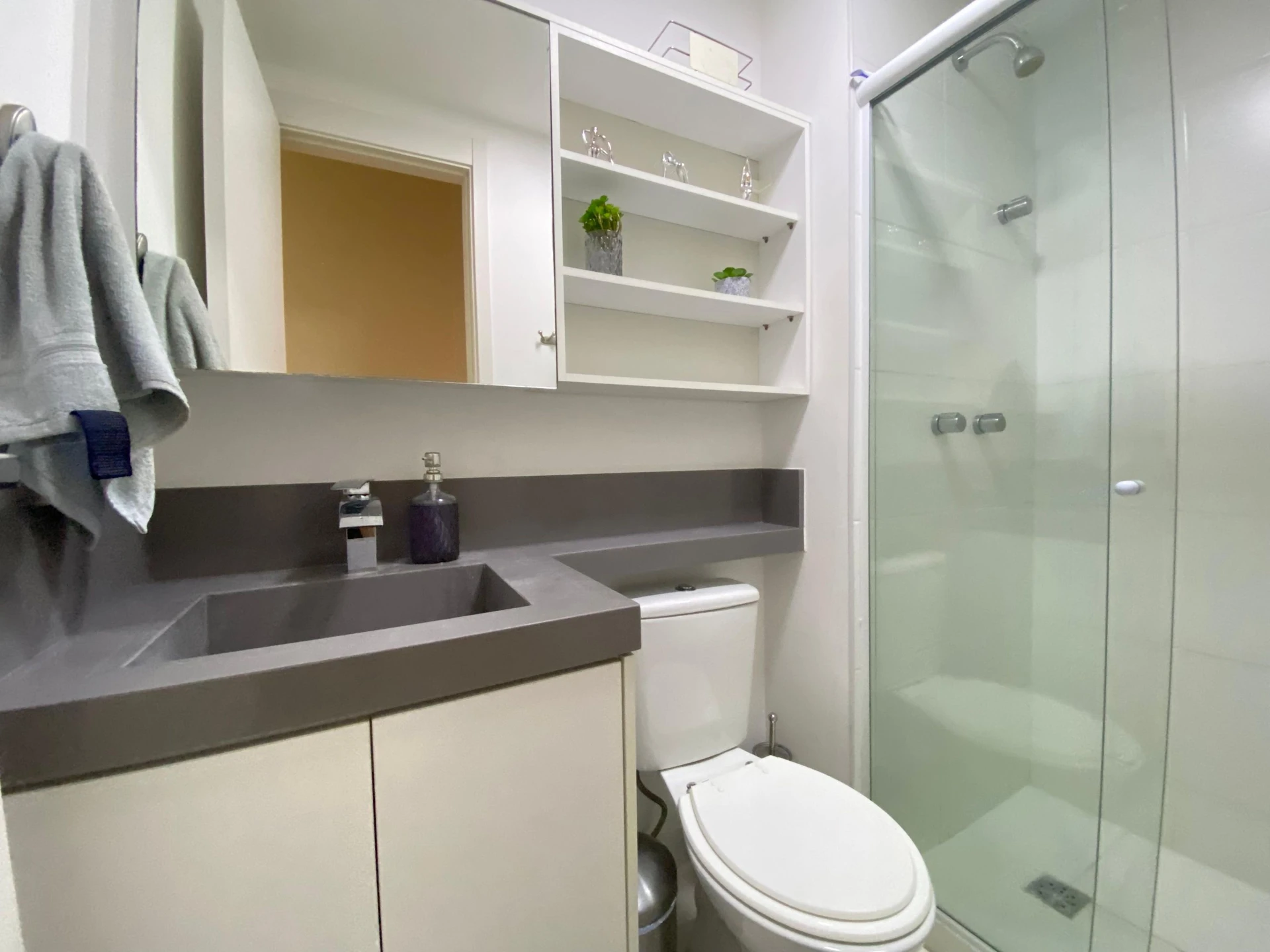 Home office in a 2-bedroom apartment, 55 m² — photo 41
