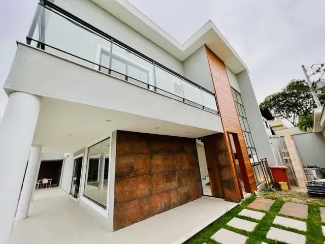 4-bedroom house with 5 bathrooms, 420 m² and 3 parking — photo 11