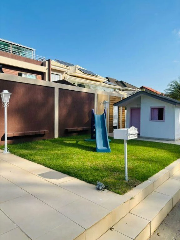 Furnished house with 6 en-suites and a private pool — photo 29