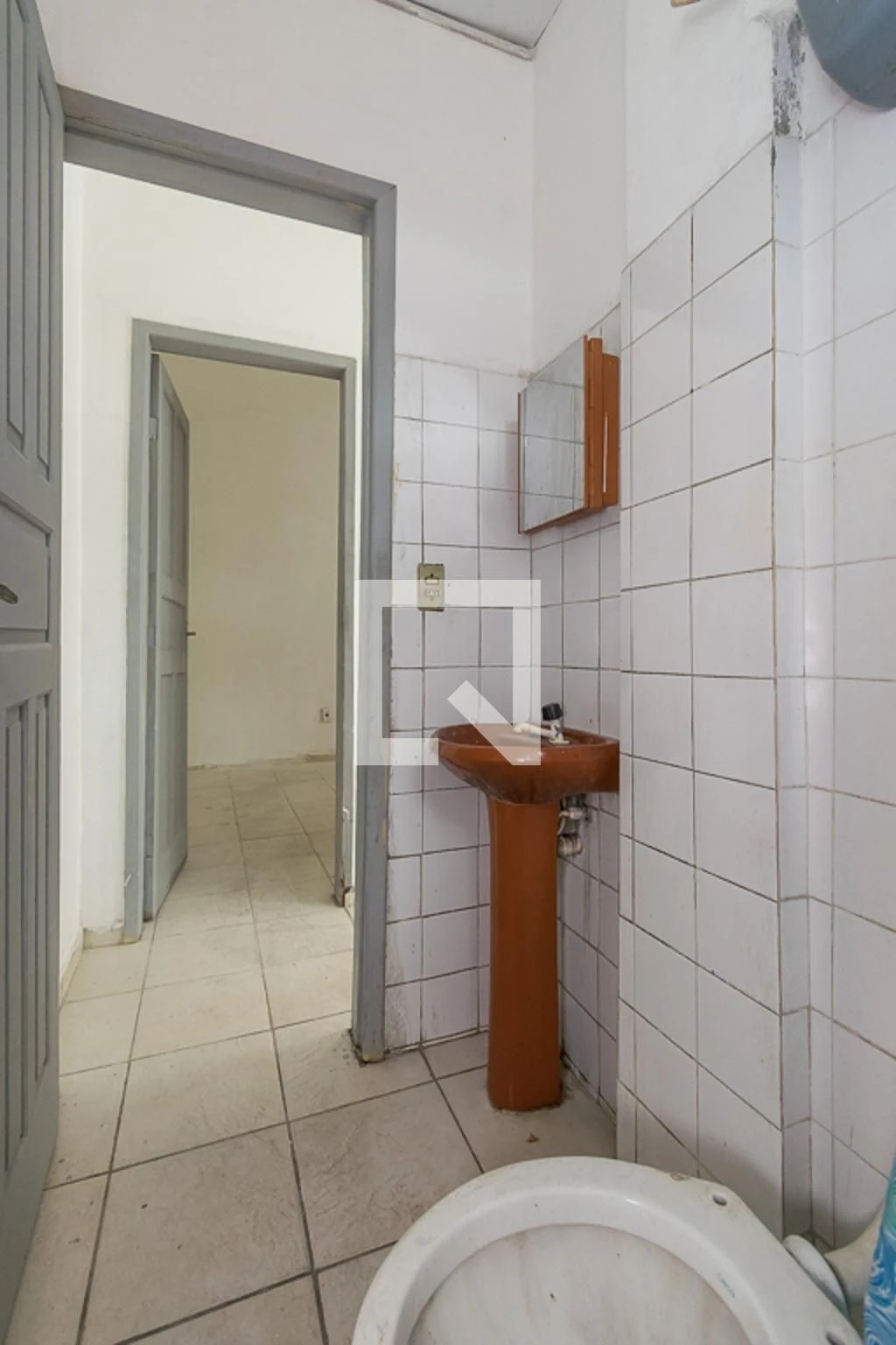 House with 2 bedrooms and a balcony — photo 2