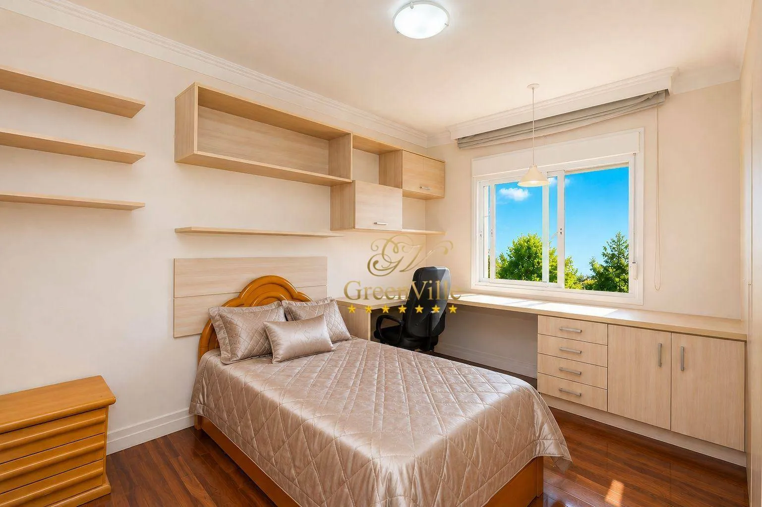 House with built-in balcony grill and 4 en-suite suites — photo 30