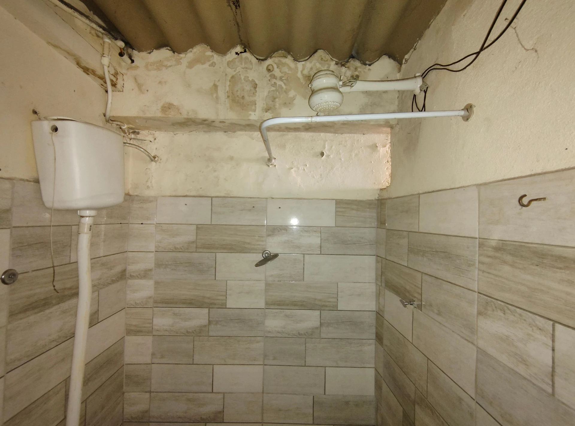 Rental house with 1 bedroom, 1 bathroom, no parking — photo 7