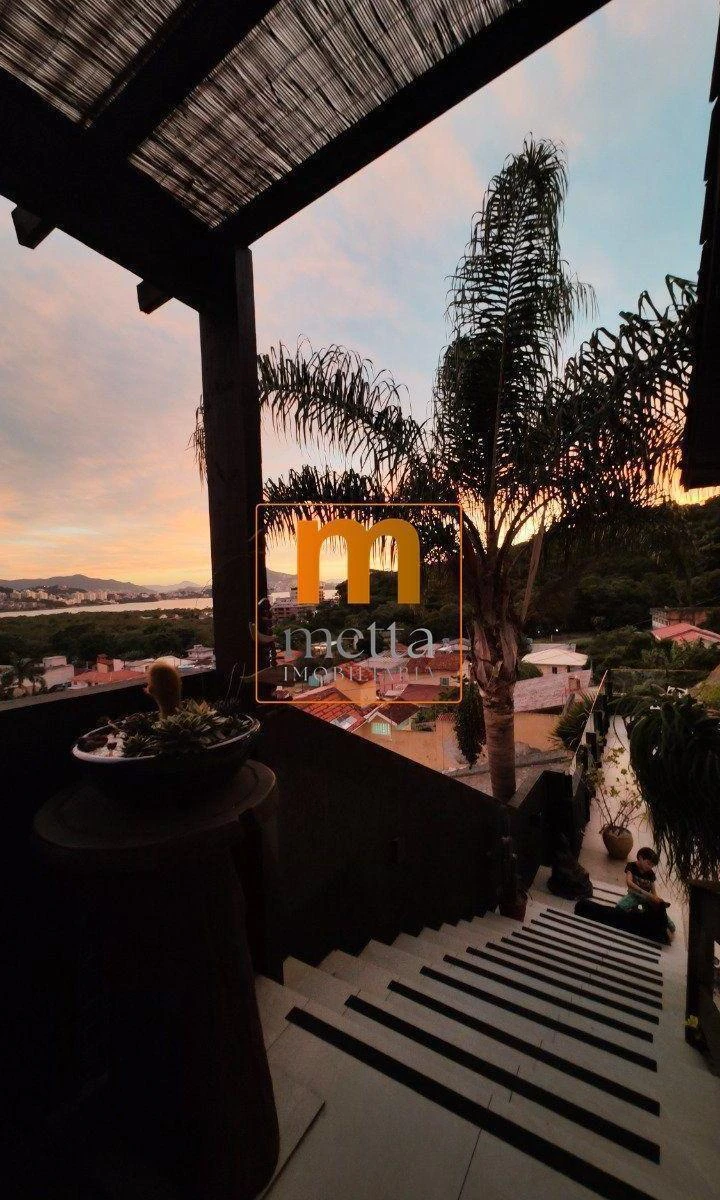 Furnished house, 110 m², with floor-to-ceiling windows — photo 9