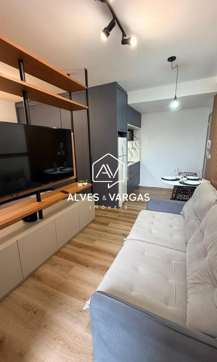 Furnished apartment, 34 m², with wood or laminate floors — photo 9