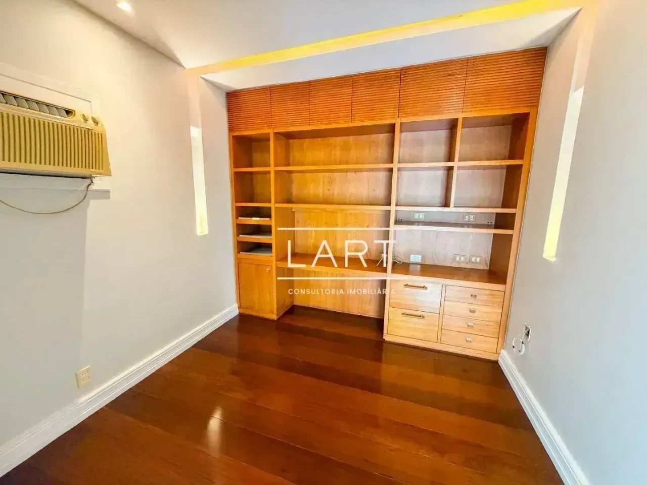 Квартира з 3 спальнями і 4 ванними, 190 м² — photo 12