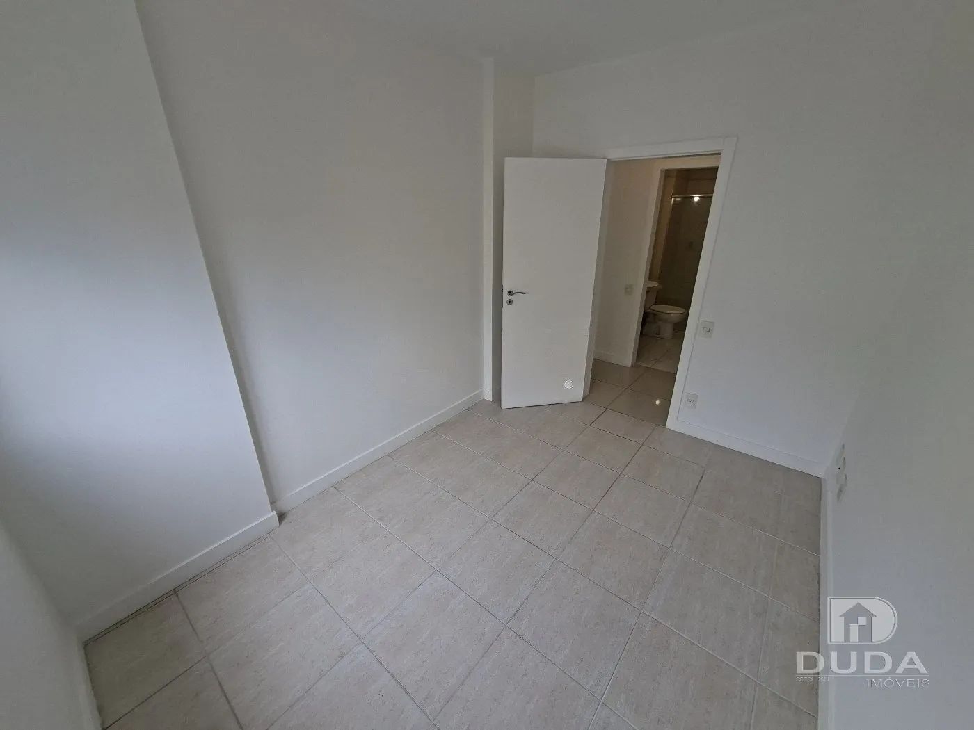 2-bedroom apartment, 1 with its own bathroom, 62 m² — photo 3