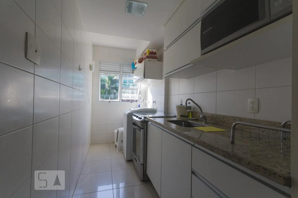 Furnished apartment with 2 en-suites and a balcony — photo 52
