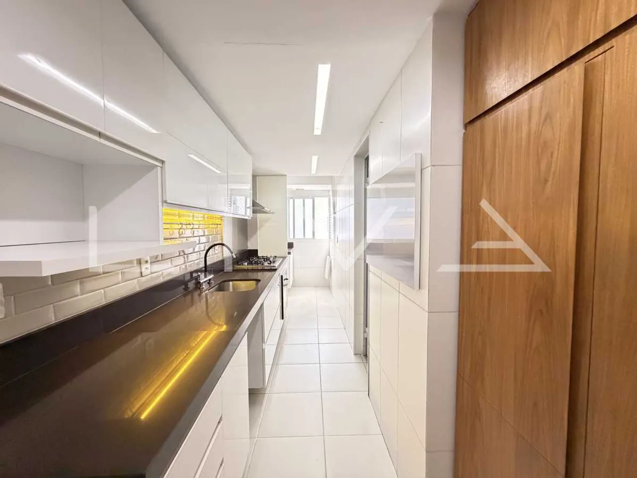 4 quartos e varanda envidraçada: apartamento de 107 m² — photo 12