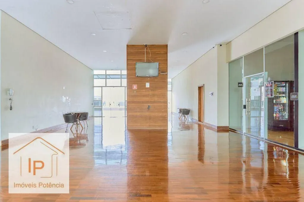 Furnished studio with 30 m², 1 bedroom and work area — photo 20