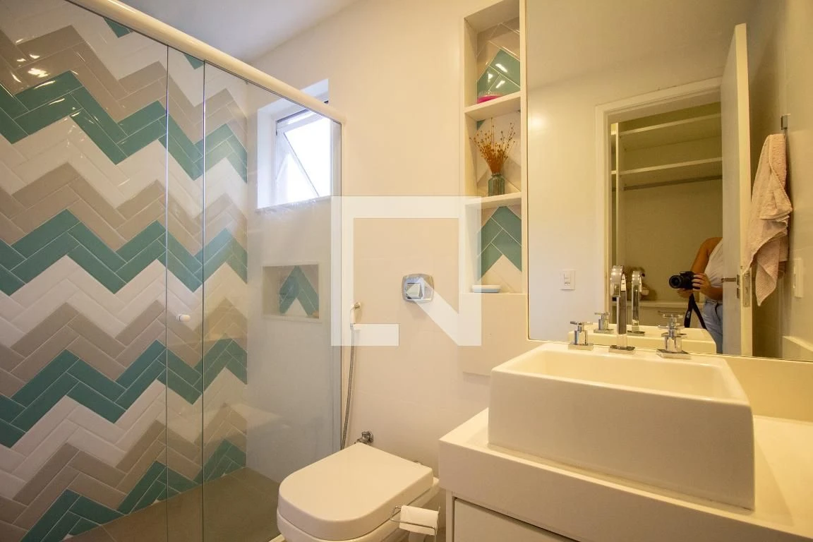 4-bedroom house with a bathtub in Rio de Janeiro — photo 35