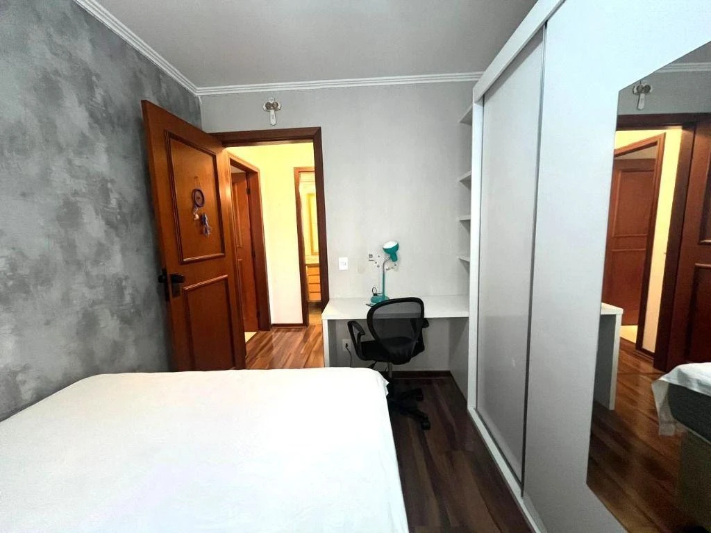 Apartamento de 77 m² com secadora e closet — photo 32