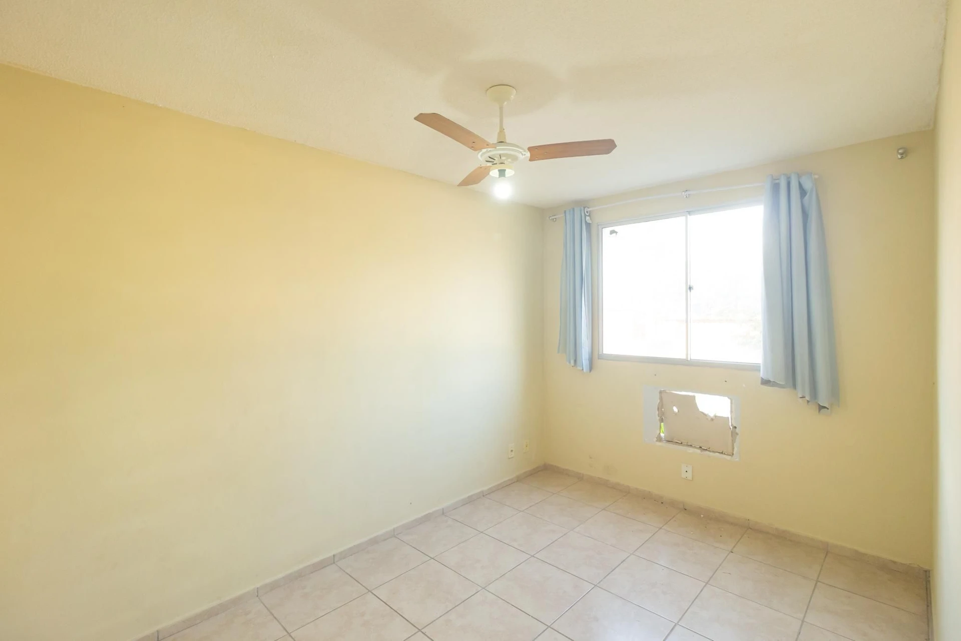 Rental apartment with 2 bedrooms and an open kitchen — photo 11