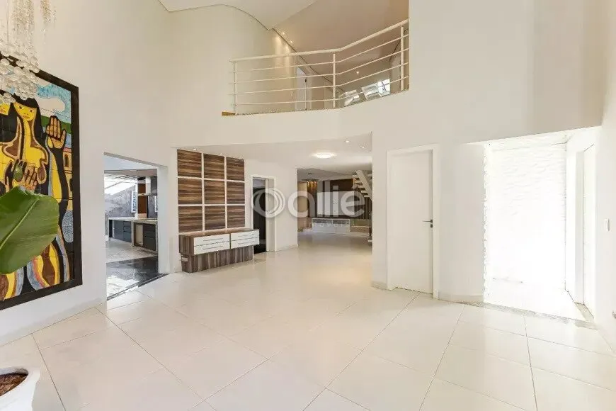 House with 4 en-suite rooms and 4 parking spots — photo 3