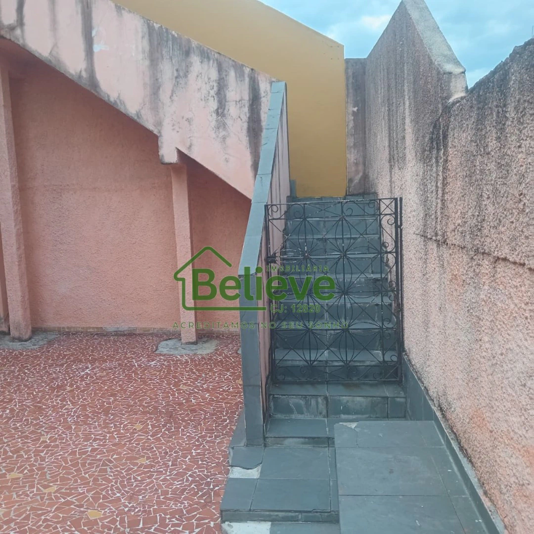 Casa, 42 m², com piso de madeira ou laminado — photo 8