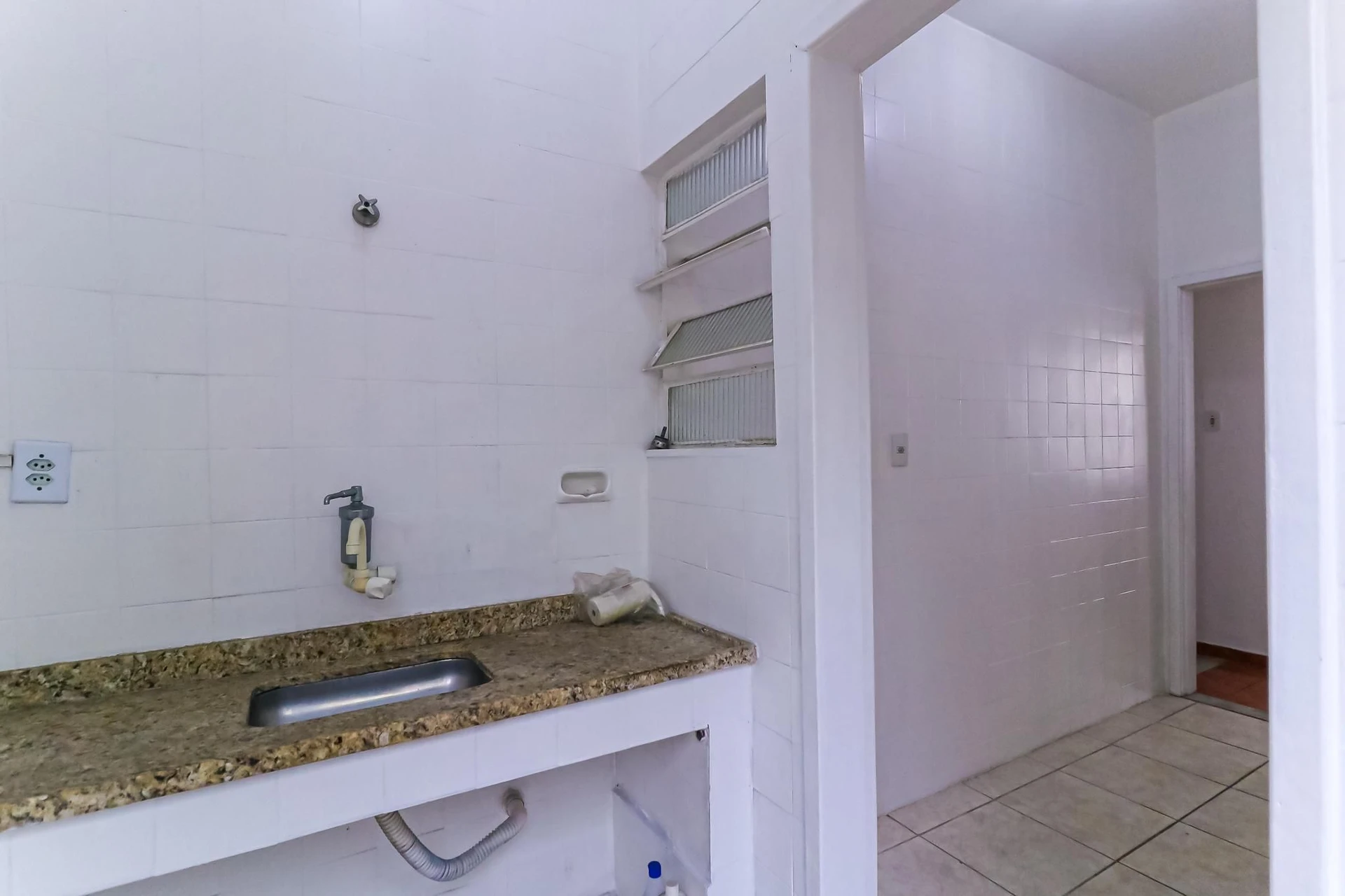 2-bedroom apartment, 90 m² — photo 32