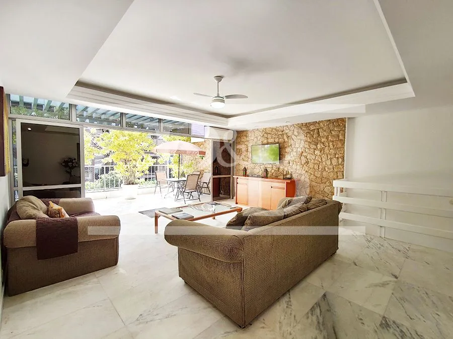 Furnished apartment with 4 bedrooms and 400 m² — photo 12