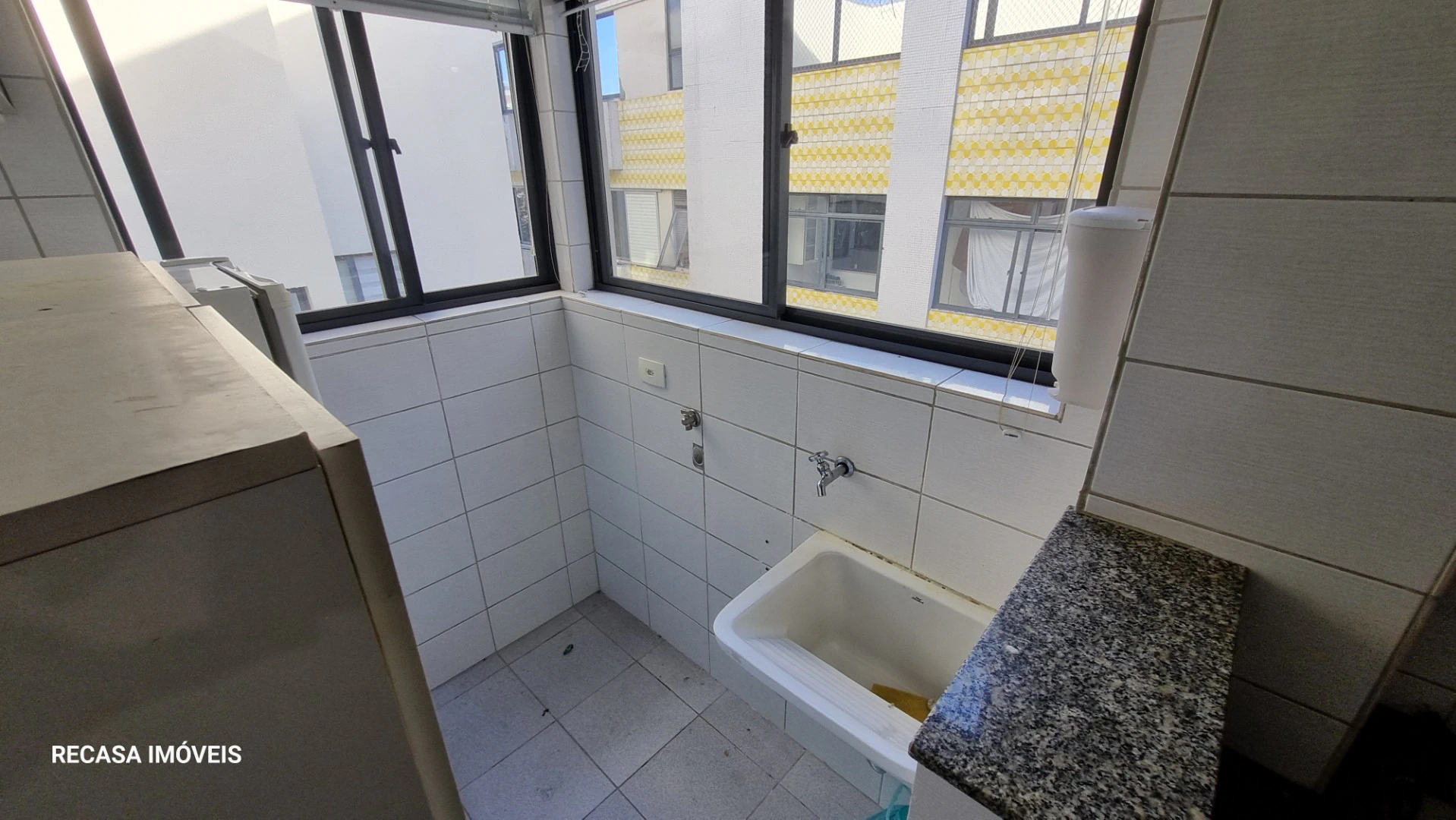 2-bedroom apartment with a washing machine in Curitiba — photo 4