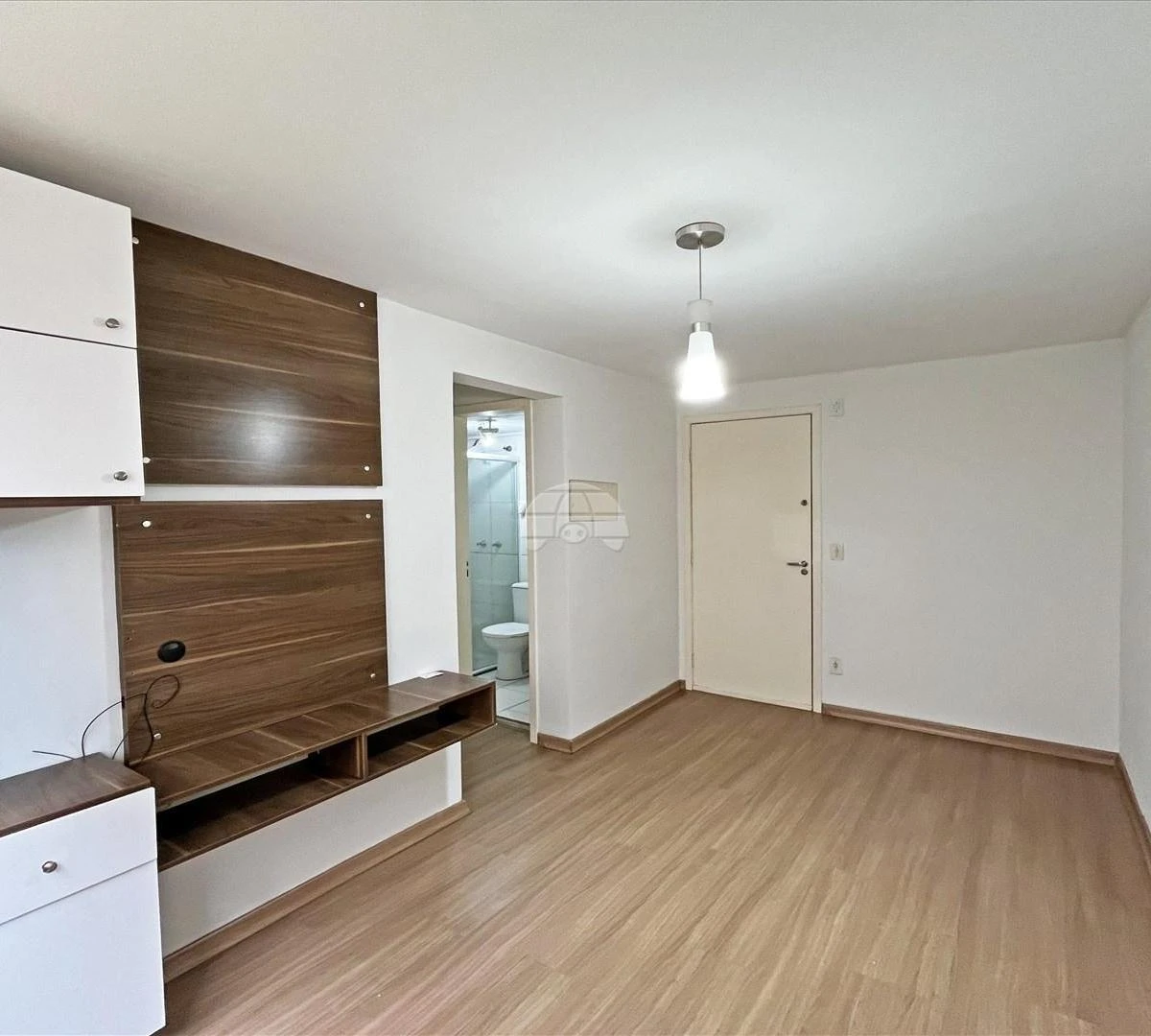Apartment, 37 m², with wood or laminate floors — photo 6