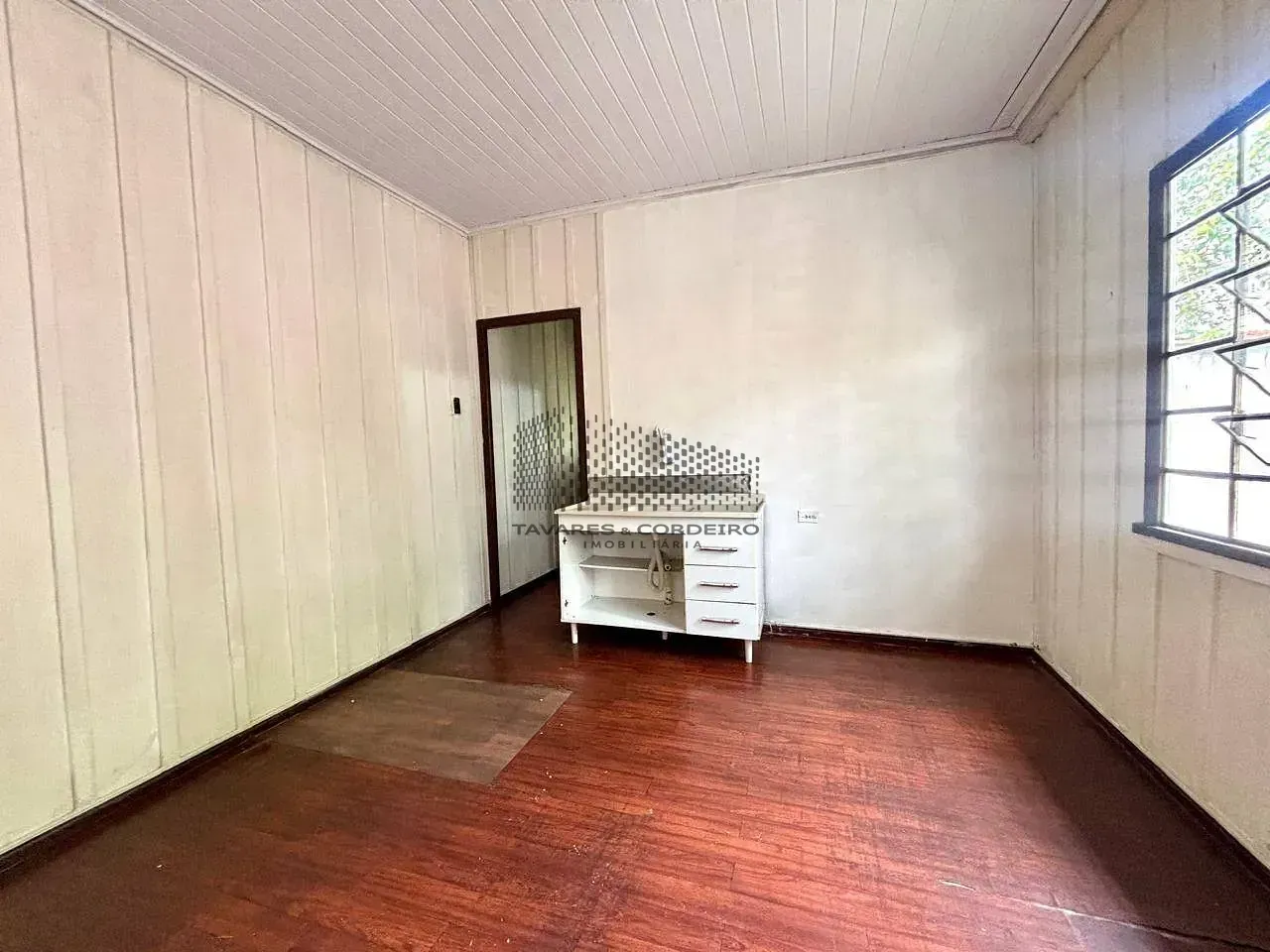 Wood or laminate floors in a 2-bedroom house, 60 m² — photo 8