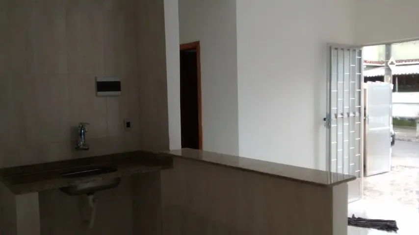 Unfurnished house with 1 bedroom and 1 bathroom — photo 2
