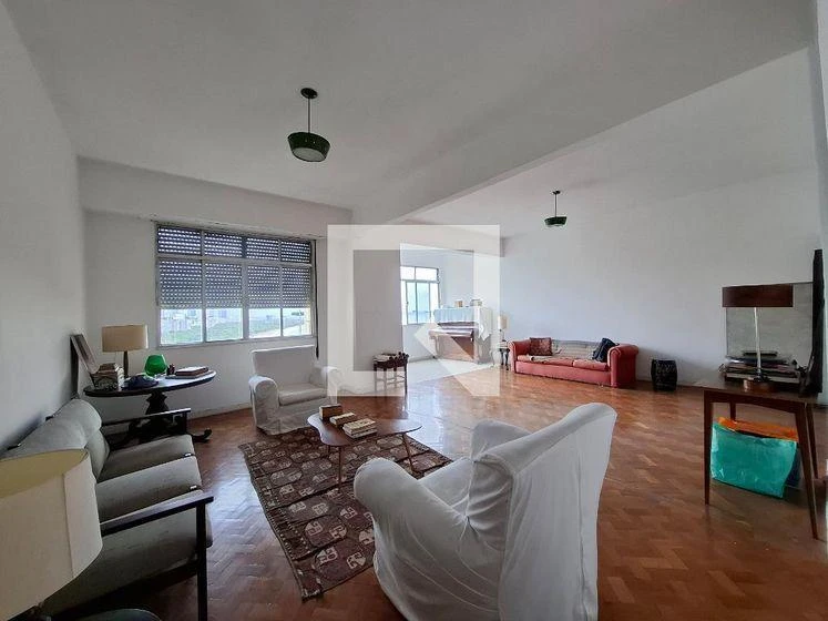 3-bedroom apartment with a water view in Rio de Janeiro