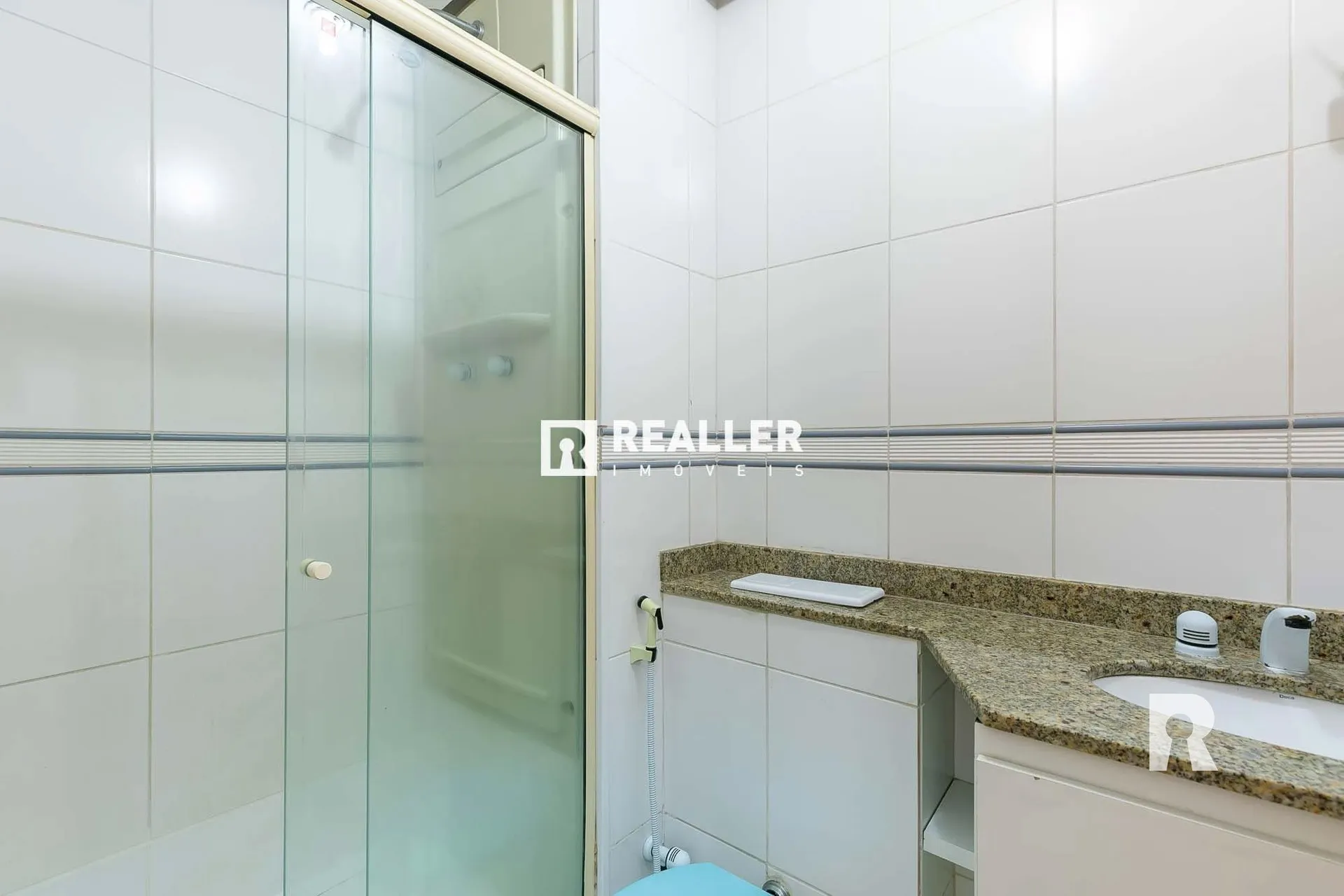 Квартира: 3 спальні, 1 з власною ванною кімнатою, 87 м² — photo 4