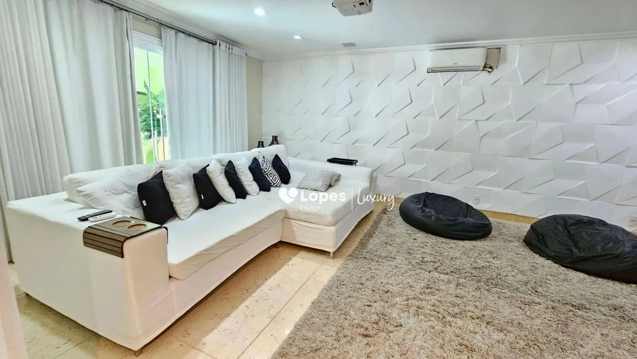 Furnished house with 5 bedrooms and a kitchen open to living — photo 20