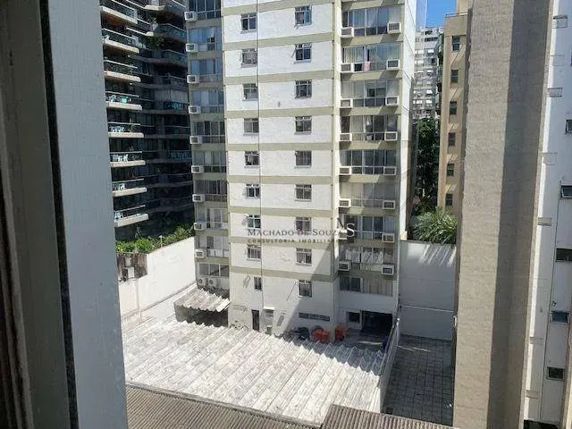 Робоче місце та 1 спальня: квартира 60 м² — photo 21