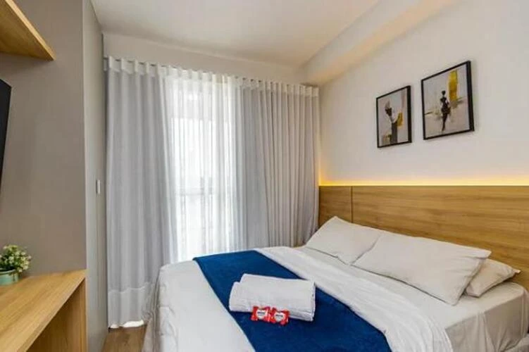 One-bedroom apartment in a building with a coworking space — photo 3